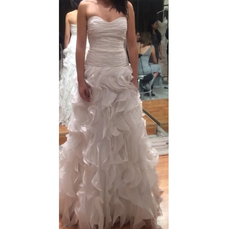Instant Discount Oscar de la Renta NEW WITH TAGS!