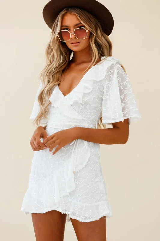 Overstock Sale Bryana Angel Sleeve Ruffle Embellished Overlay Dress White