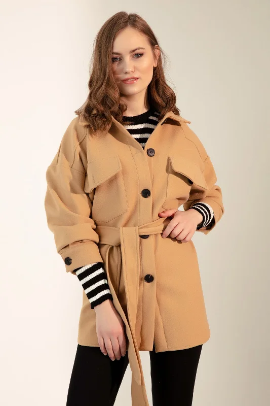 Early Access Short Stamp Coat With A Woman Belt